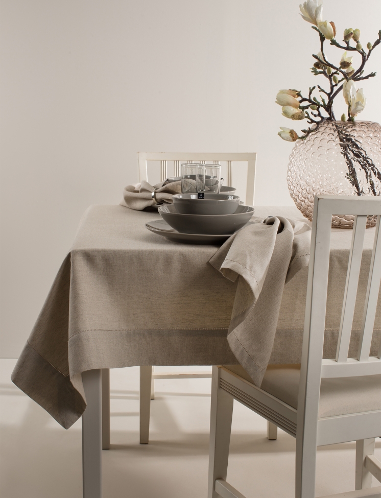 Obrus 'Ebba' 160x270 - Naturalny