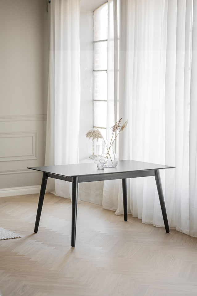 Stół 'Lotta' 140x90cm - Czarny