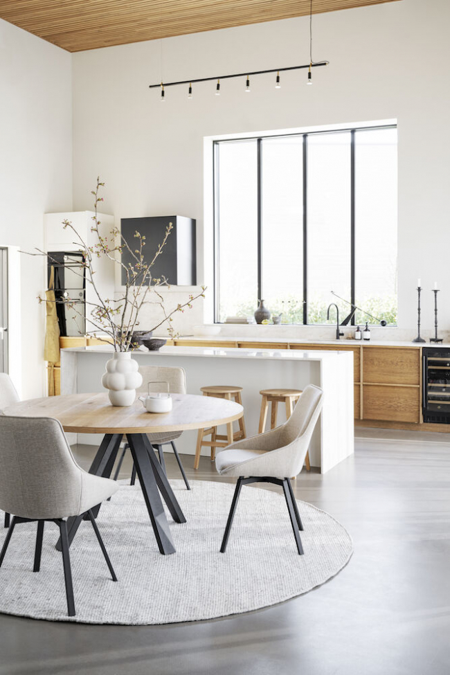 Stół jadalny 'Maddock' Okrągły 135cm - Dąb