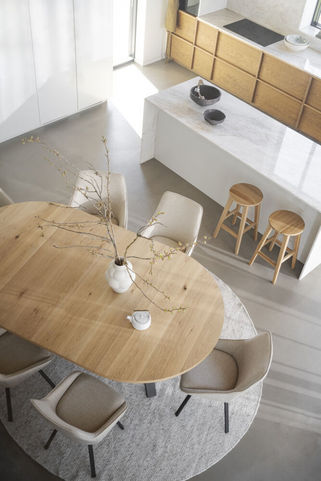 Stół jadalny 'Maddock' Okrągły 135cm - Dąb