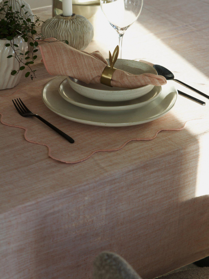 Obrus 'Sabina' Okrągły 200cm - Różowy