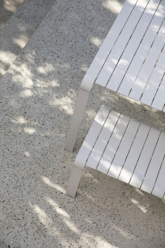 Ławka ogrodowa 'Vondel' 168,5x87cm - Białe