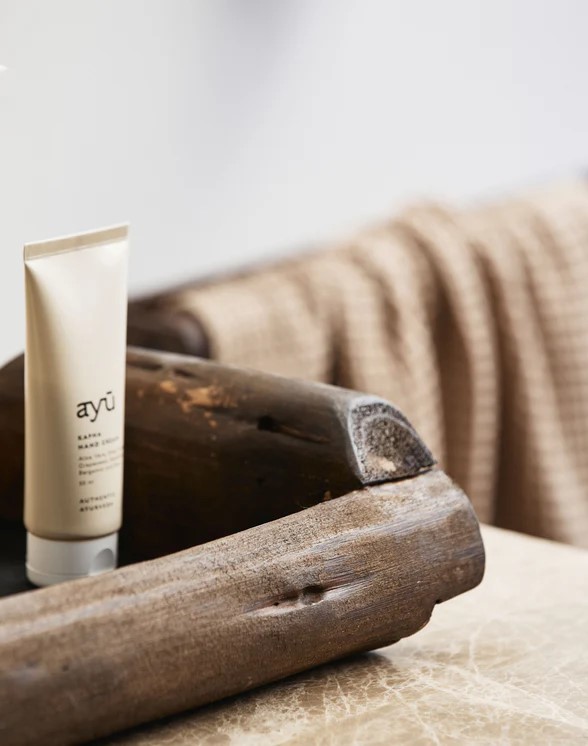 Taca 'Condo' - Drewno z recyklingu