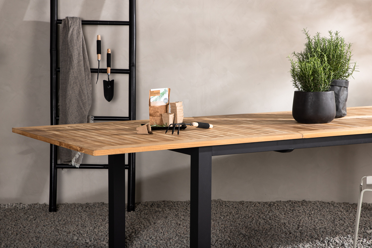 Stół 'Pinntorp' 224x100 cm - Czarny