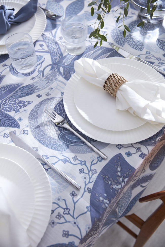 Obrus 'A&E' 140x250 - Niebieski