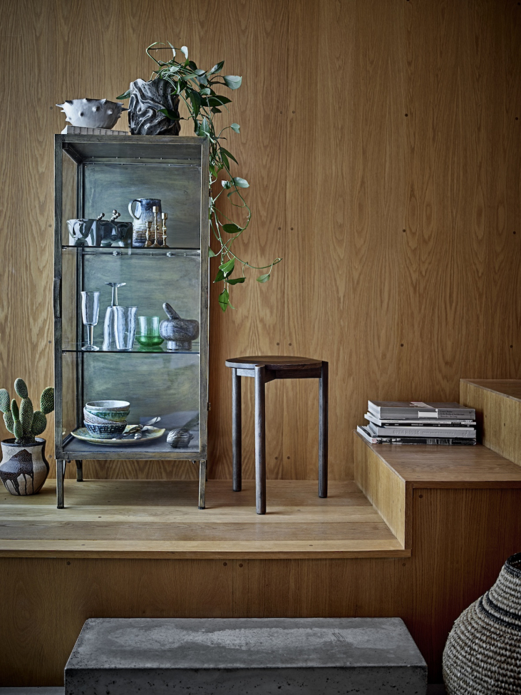 Szafka 'Saone' – mosiądz/szkło