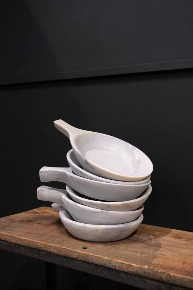 Miska z uchwytem 'Ozan' - Marmur