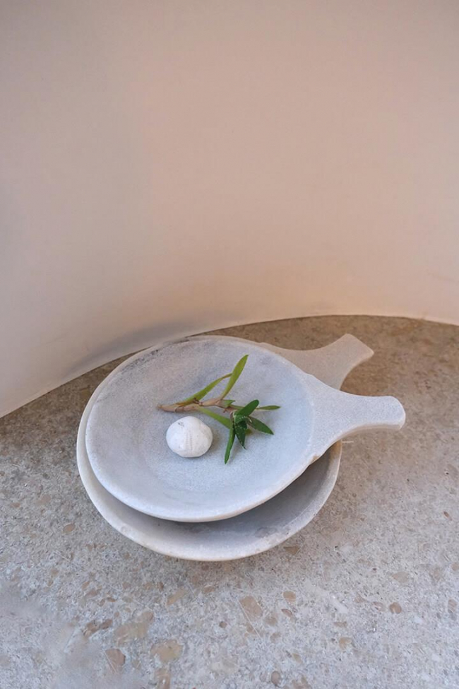 Miska z uchwytem 'Ozan' - Marmur