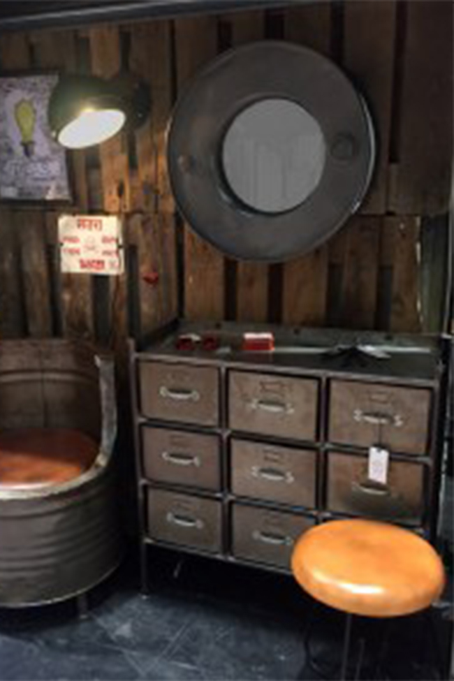 Szafa z 9 szufladami 'Saga' - Vintage/Patyna