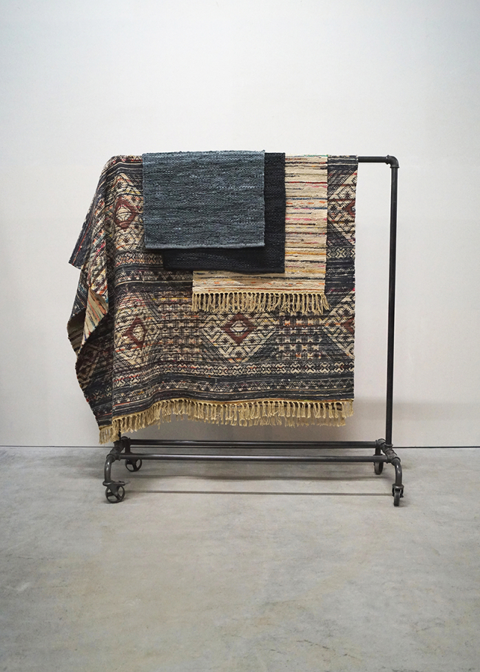 Wieszak na ubrania 'Mezza' - Metal