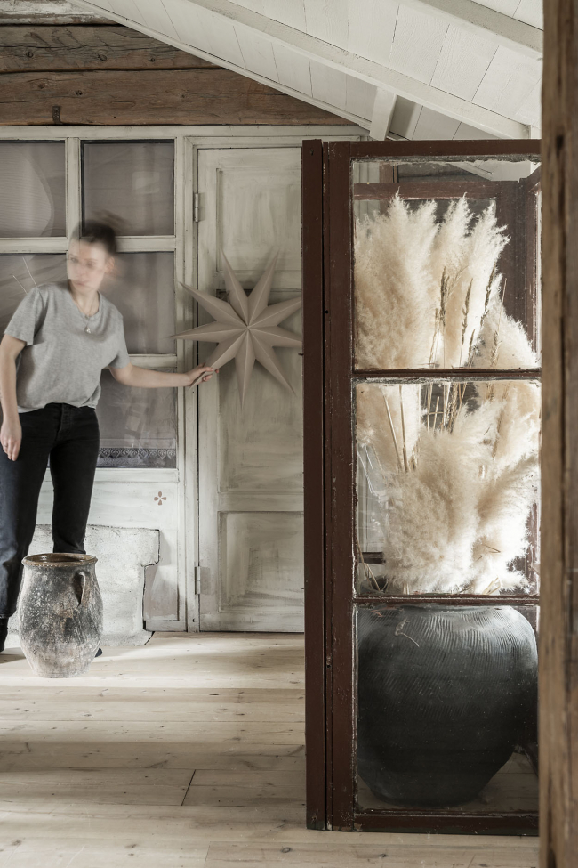 Gwiazda adwentowa 'Boris' - Ciemnoszary