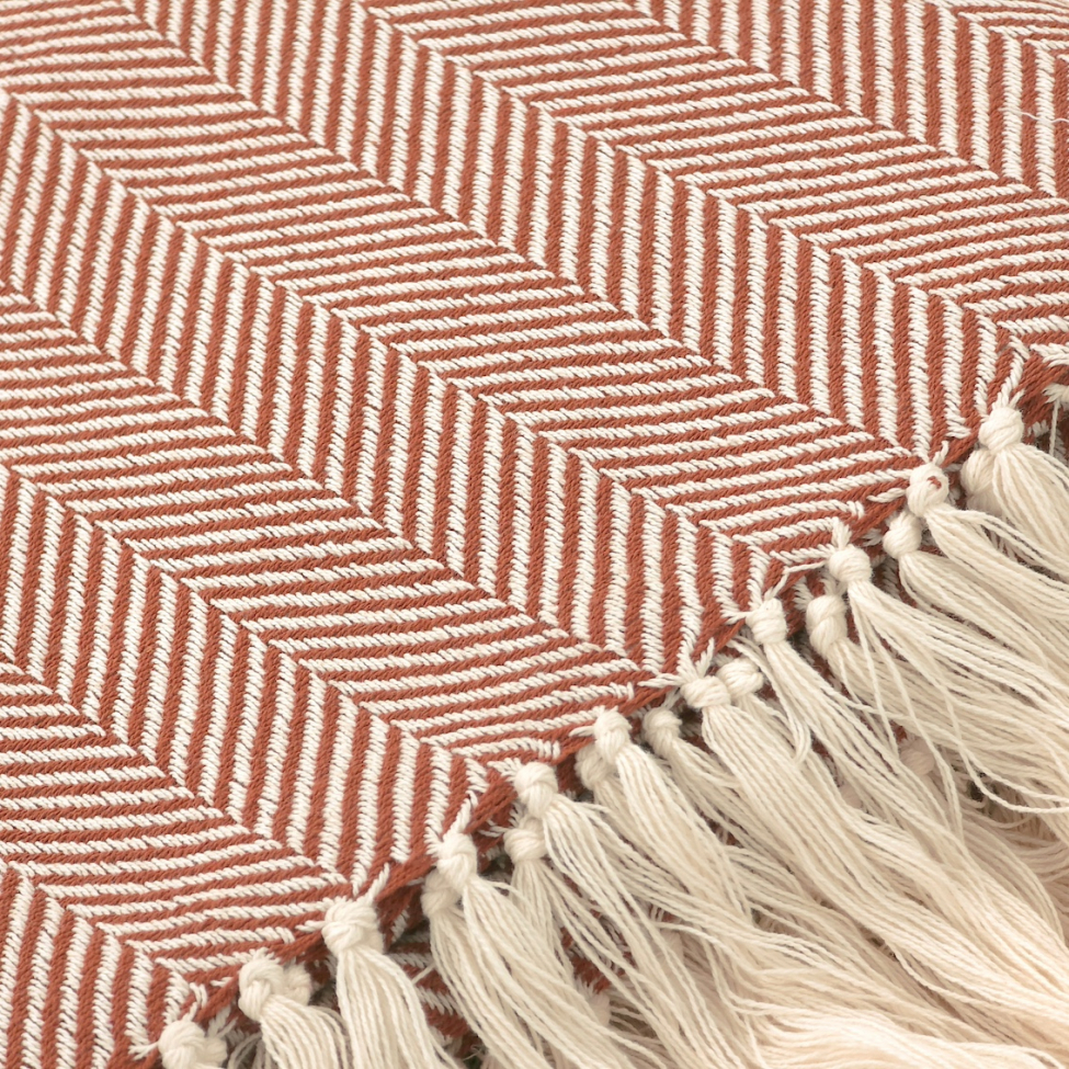 Koc bawełniany 'Denisa Fishbone' 130x170cm - Brązowo-biały